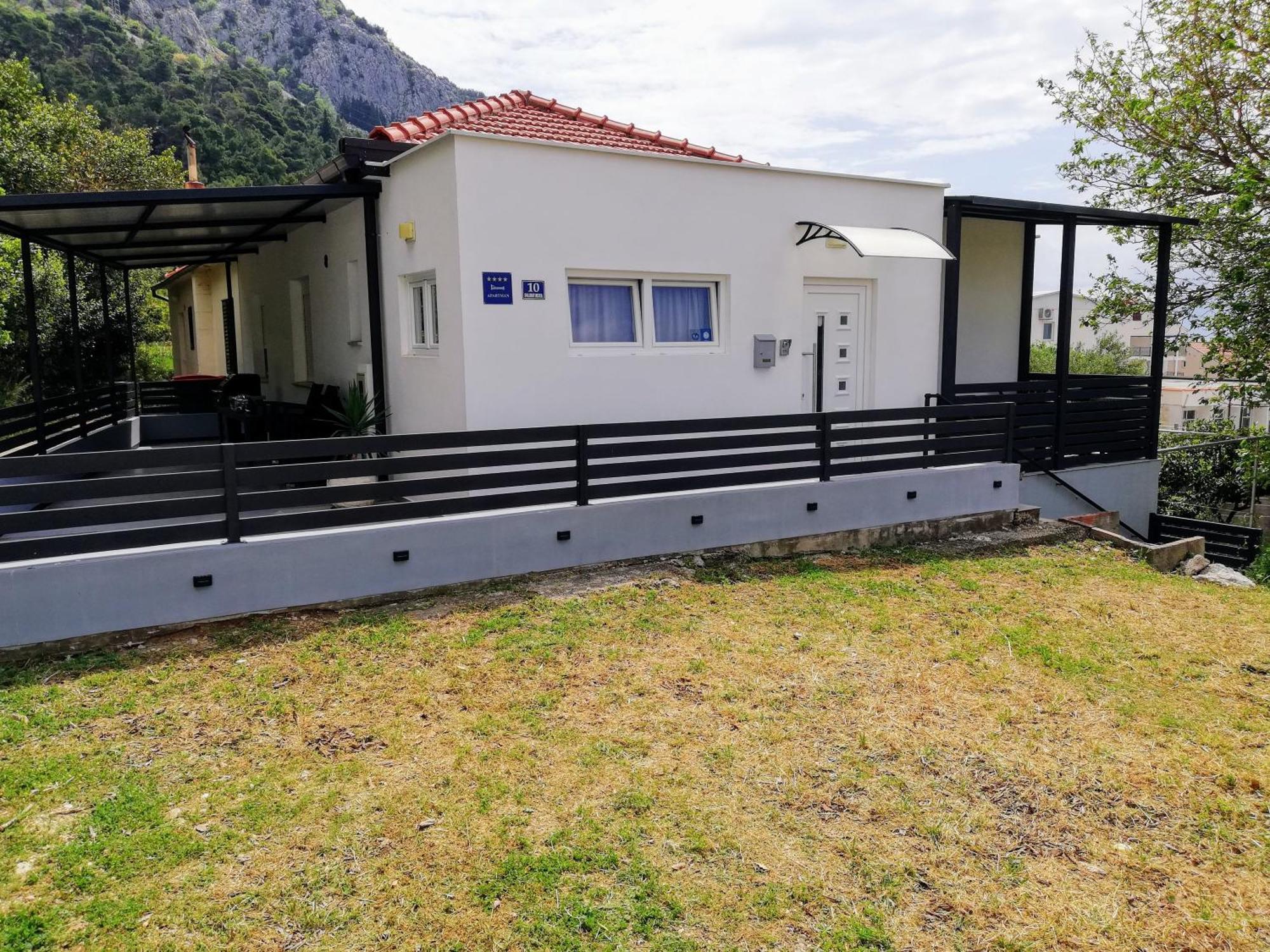 Apartment Nino Gradac  Luaran gambar